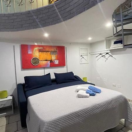 Loft 24 Bed and Breakfast Brindisi Buitenkant foto